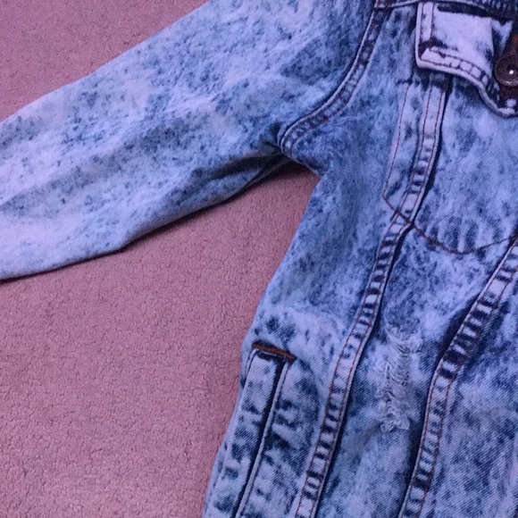 Blue Jacket - Picture 2 of 4